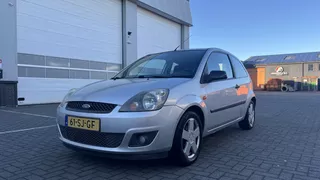 Ford Fiesta 1.6-16V Futura