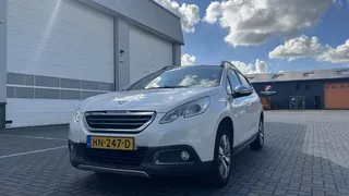 Peugeot 2008 1.2 PureTech Style