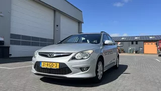 Hyundai i30 CW 1.6i i-Motion