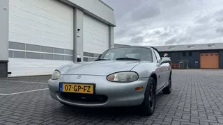 Mazda MX-5 1.6i